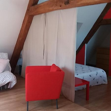 Le Charme Du Chateau Apartment Les Andelys Bagian luar foto